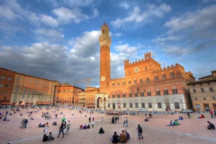 Fuga D'Archi Apartment Siena Luaran gambar